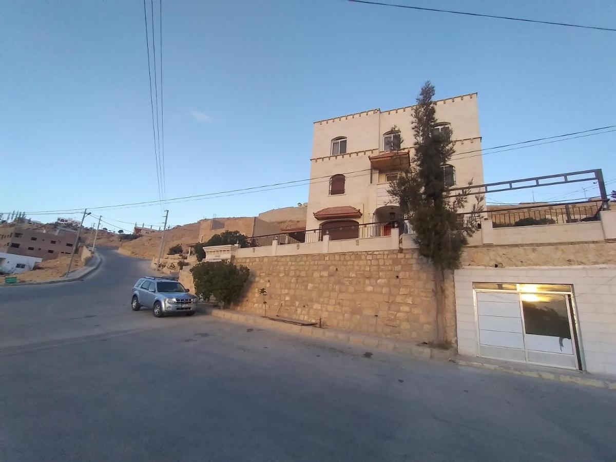 Petra Inn House Wadi Musa Exterior photo